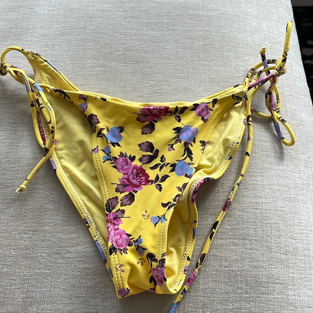 For Love and Lemons bikini, yellow floral, size small